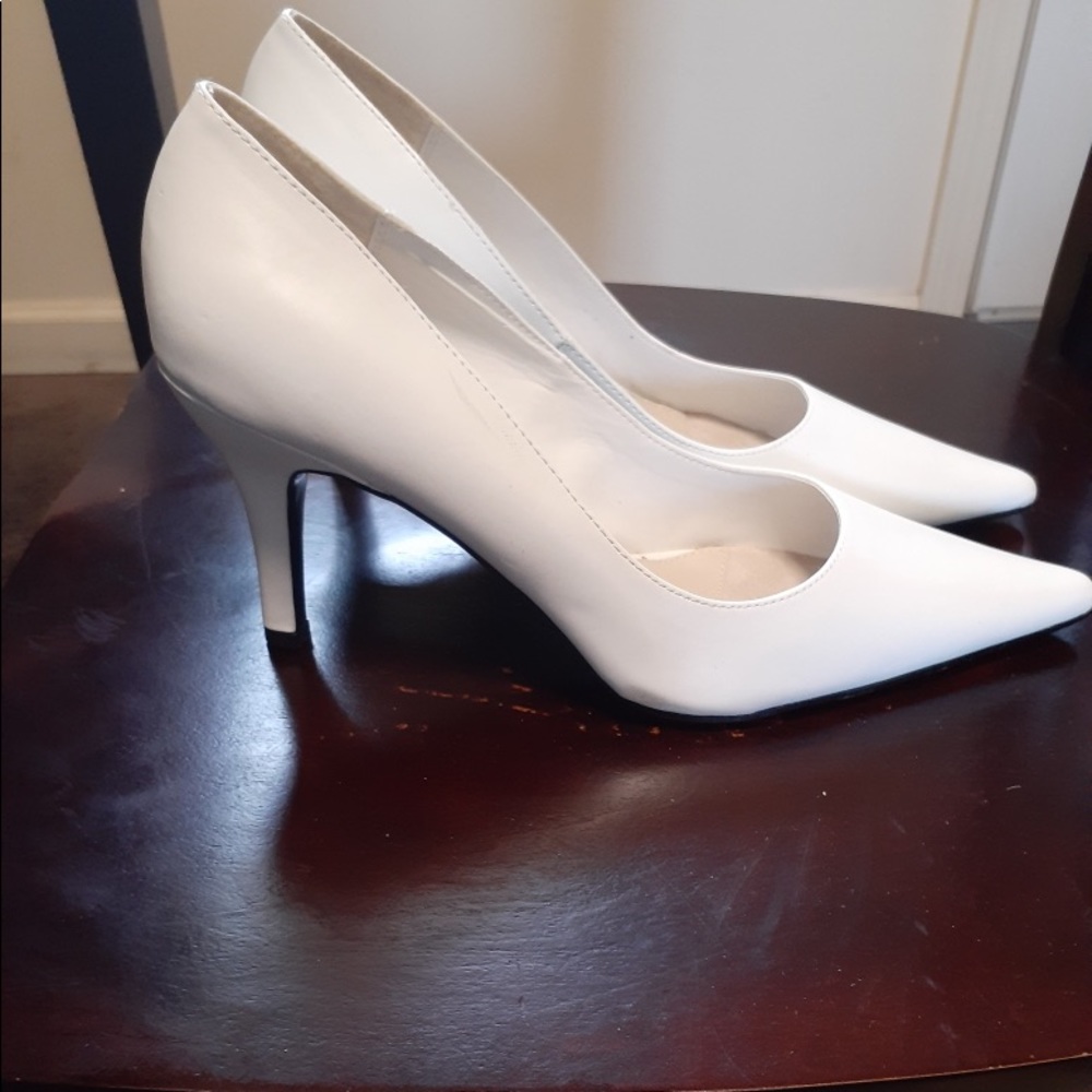 Women’s Heels 10 Medium